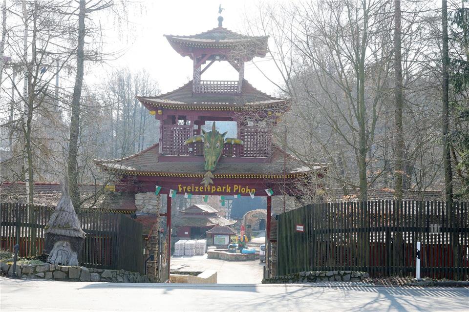 Der Freizeitpark Plohn im Vogtland wappnet sich für die neue Saison. Die geht am 2. April los.Bodo Schackow/dpa