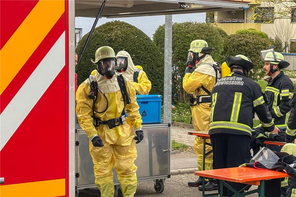 Der Fund eines Fläschchens mit der Aufschrift „Polonium 210“ in Vaihingen an der Enz hat einen Großeinsatz von Feuerwehr und Polizei ausgelöst.Karsten Schmalz/KS-Images.de/dpa