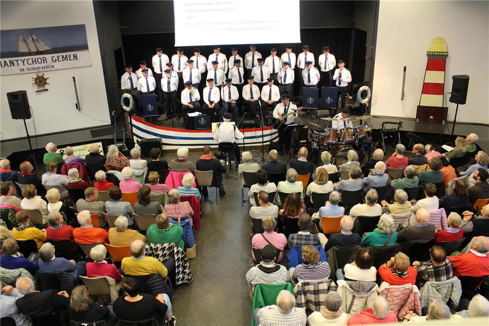 Der Gemener Shanty-Chor, hier bei einem Mitsing-Konzert, hat eine neue Leitung. Der Wechsel verläuft aber mit Unstimmigkeiten.