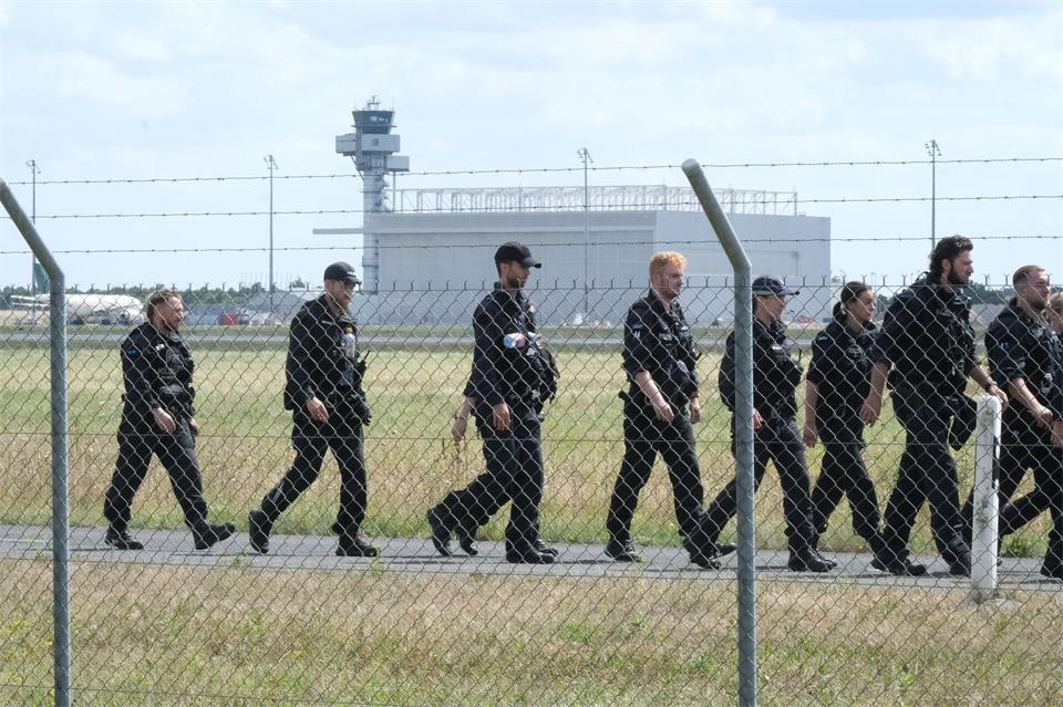Der Generalbundesanwalt hat die Ermittlungen übernommen. (Archivfoto)Sebastian Willnow/dpa
