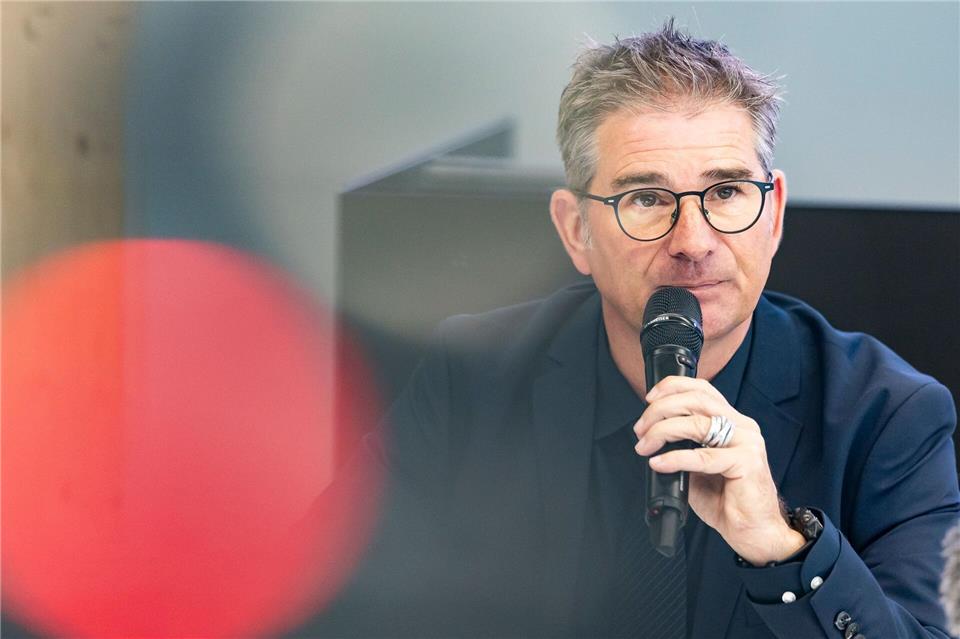 Der Generalstaatsanwalt berichtet von mutmaßlichen psychischen Problemen des Verdächtigen.Cyril Zingaro/KEYSTONE/dpa