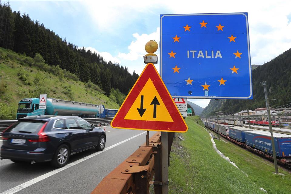 Der Grenzverkehr zwischen Italien und Österreich rückt vor der geplanten Brenner-Blockade in den Fokus. (Archivbild)Karl-Josef Hildenbrand/dpa/dpa-tmn