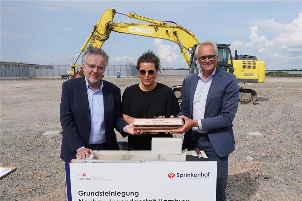 Der Grundstein für das neue Jugendgefängnis in Hamburg-Billwerder wurde im Juni 2023 gelegt. (Archivfoto)Marcus Brandt/dpa