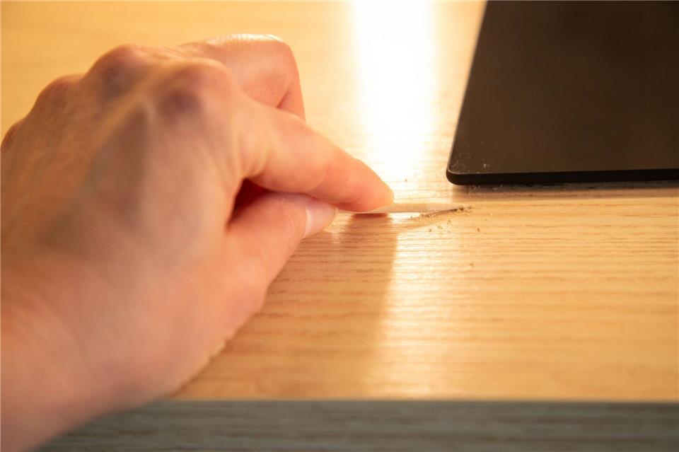 Der Hack funktioniert übrigens auch ohne Tuch.Christin Klose/dpa-tmn