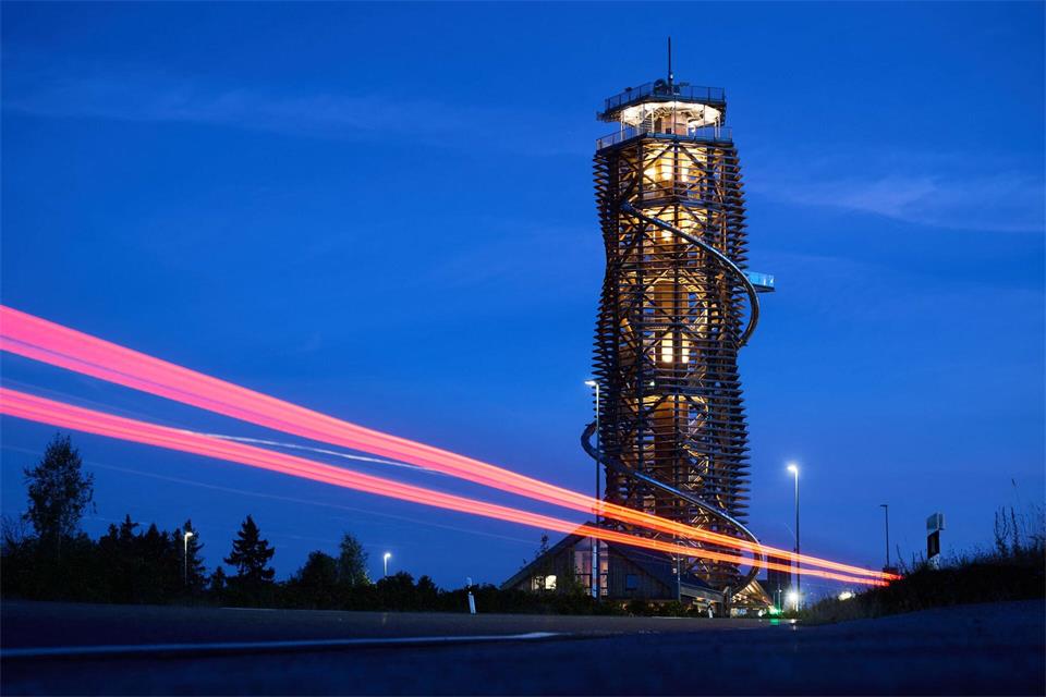 Der Harzturm ist seit 2024 voll in Betrieb.Julian Stratenschulte/dpa