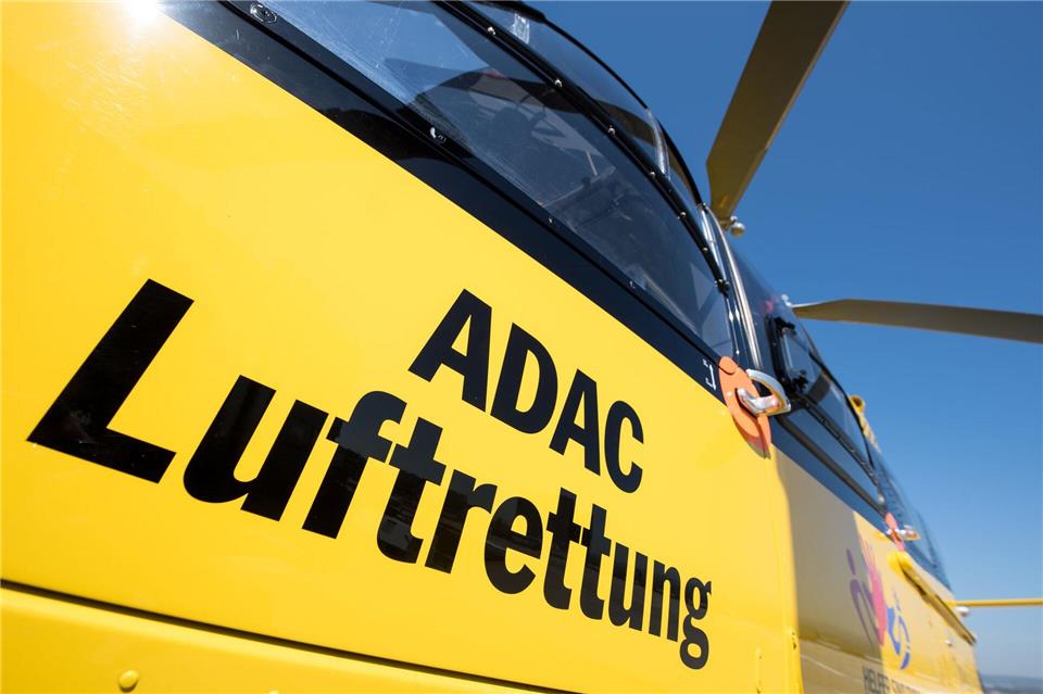 Der Helikopter „Christoph 70“ flog im vergangenen Jahr rund 980 Rettungseinsätze. (Archivbild)Fabian Sommer/dpa