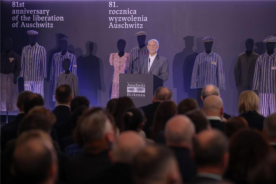 Der Holocaust-Überlebende Bernard Offen warnte während der Gedenkfeier im ehemaligen deutschen Konzentrationslager Auschwitz-Birkenau vor wachsendem Hass. (Foto aktuell)Jarek Praszkiewicz/PAP/dpa