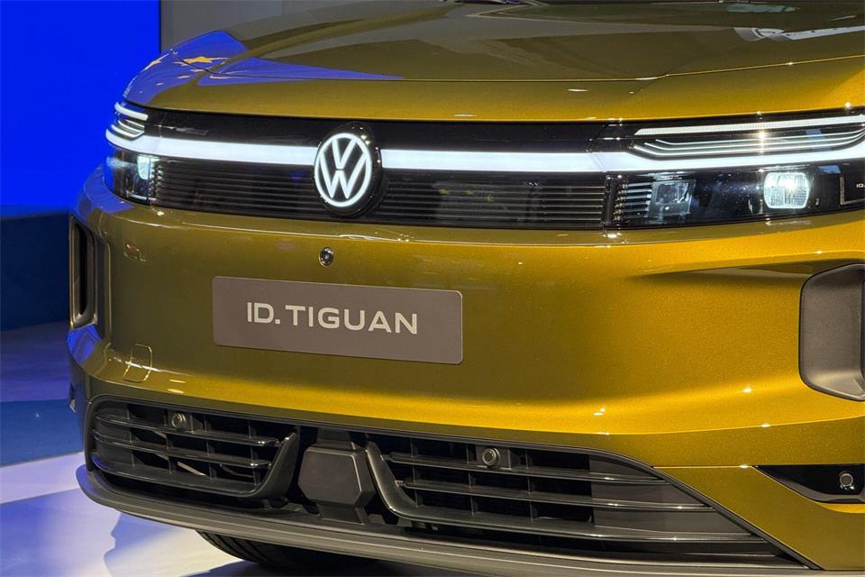Der ID. Tiguan löst die E-Modelle ID.4 und ID.5 ab. (Archivbild)Julian Weber/dpa