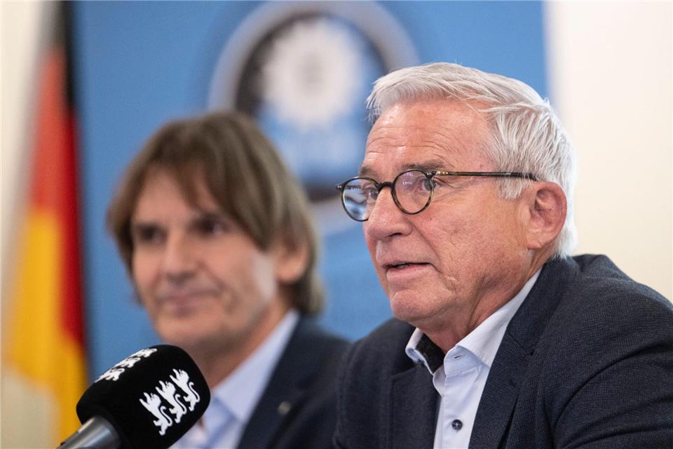 Der Innenminister spricht von einer „Blitzradikalisierung“ aus dem Kinderzimmer heraus. Marijan Murat/dpa