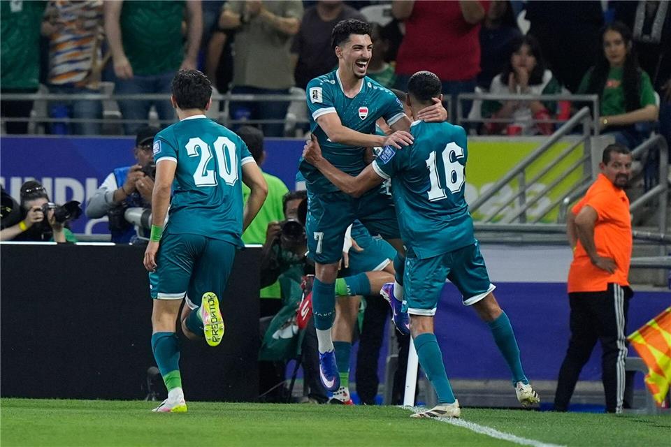 Der Irak hat sich erstmals seit 1986 wieder für eine Fußball-WM qualifiziert.Fernando Llano/AP/dpa