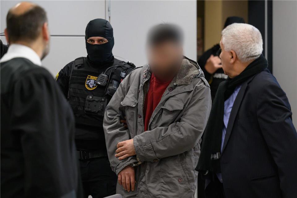 Der Iraker soll dem IS angehört und für ihn gekämpft haben. (Archivbild)Hendrik Schmidt/dpa