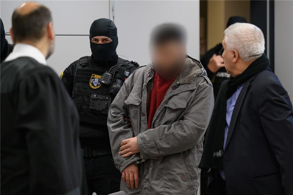 Der Iraker soll dem IS angehört und für ihn gekämpft haben. (Archivbild)Hendrik Schmidt/dpa