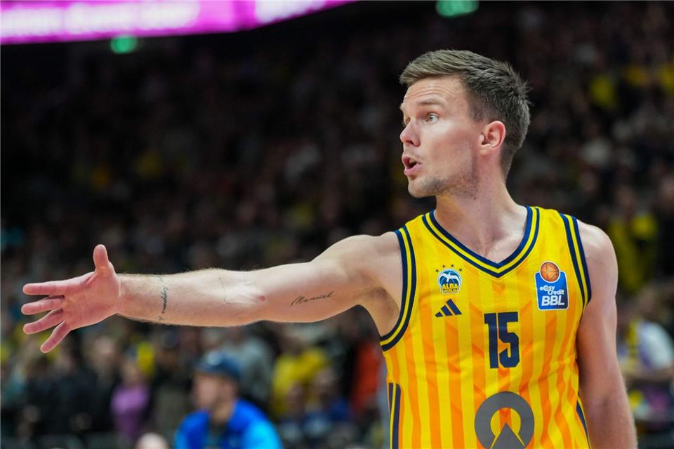 Der Isländer Martin Hermannsson ist der Taktgeber im Alba-Spiel. (Archivfoto)Soeren Stache/dpa