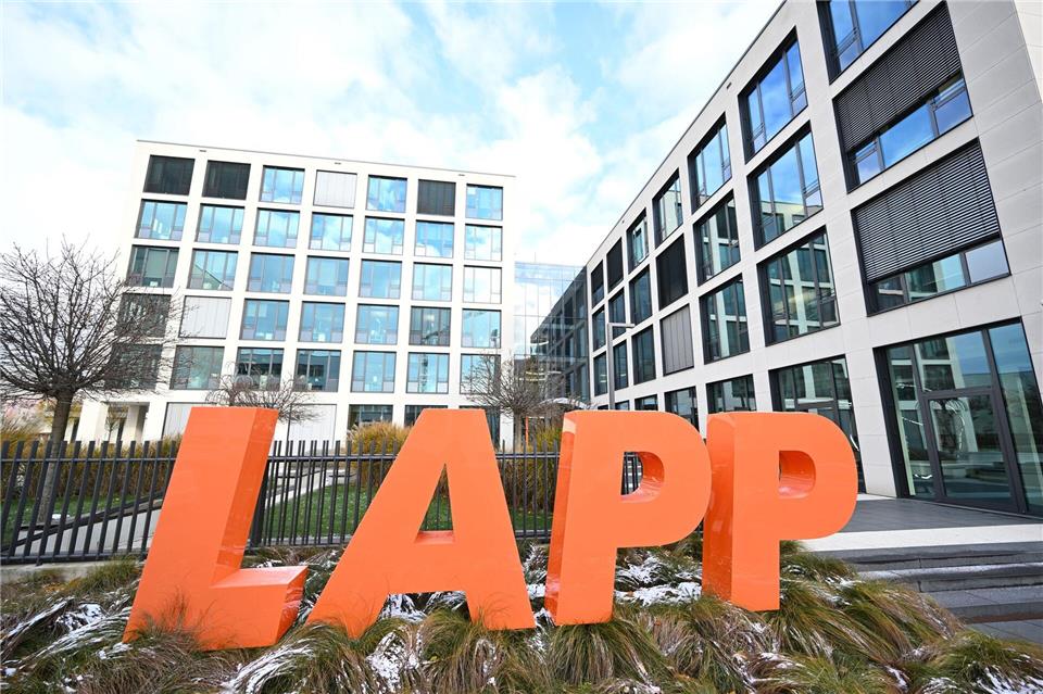 Der Kabelhersteller Lapp ist im Geschäftsjahr 2025 leicht gewachsen. (Archivbild)Bernd Weißbrod/dpa