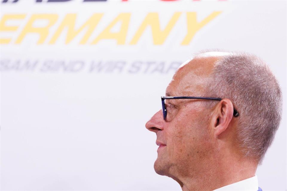 Der Kanzler dürfte Deutschland als guten Standort preisen. (Archivbild)Carsten Koall/dpa
