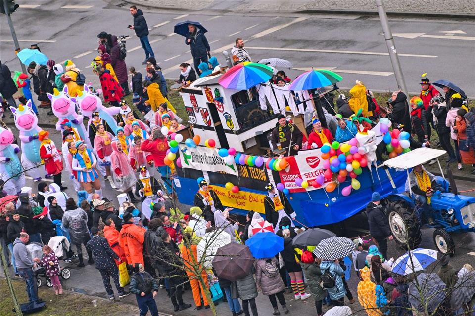 Karnevalsumzug in Cottbus - RBB überträgt Der Karnevalsumzug in Cottbus ist einer der größten in Ostdeutschland. (Archivfoto)Patrick Pleul/dpa