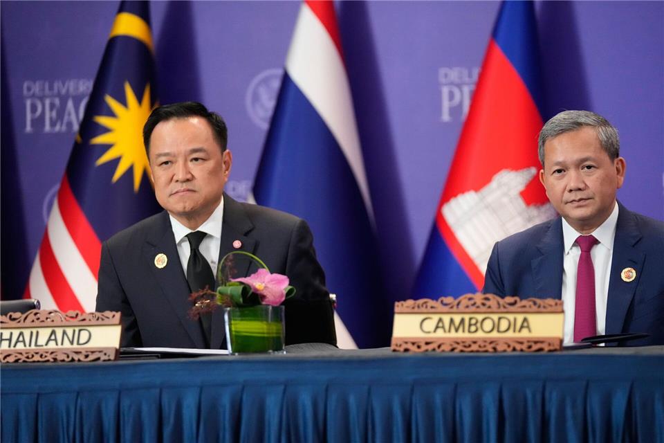 Thailand und Kambodscha besiegeln Frieden – Trump vermittelt  Der Konflíkt zwischen beiden Nachbarländern schwelt schon seit Jahrzehnten.Mark Schiefelbein/AP/dpa