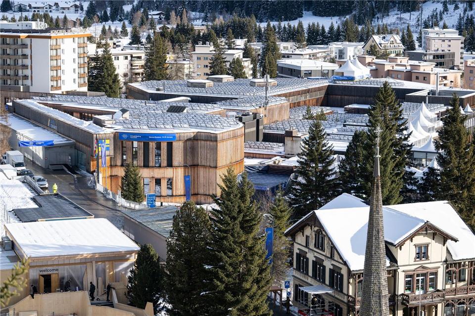 Der Kongress in dem beschaulichen Städtchen dient als Fieberthermometer der Weltpolitik.Andreas Becker/KEYSTONE/dpa