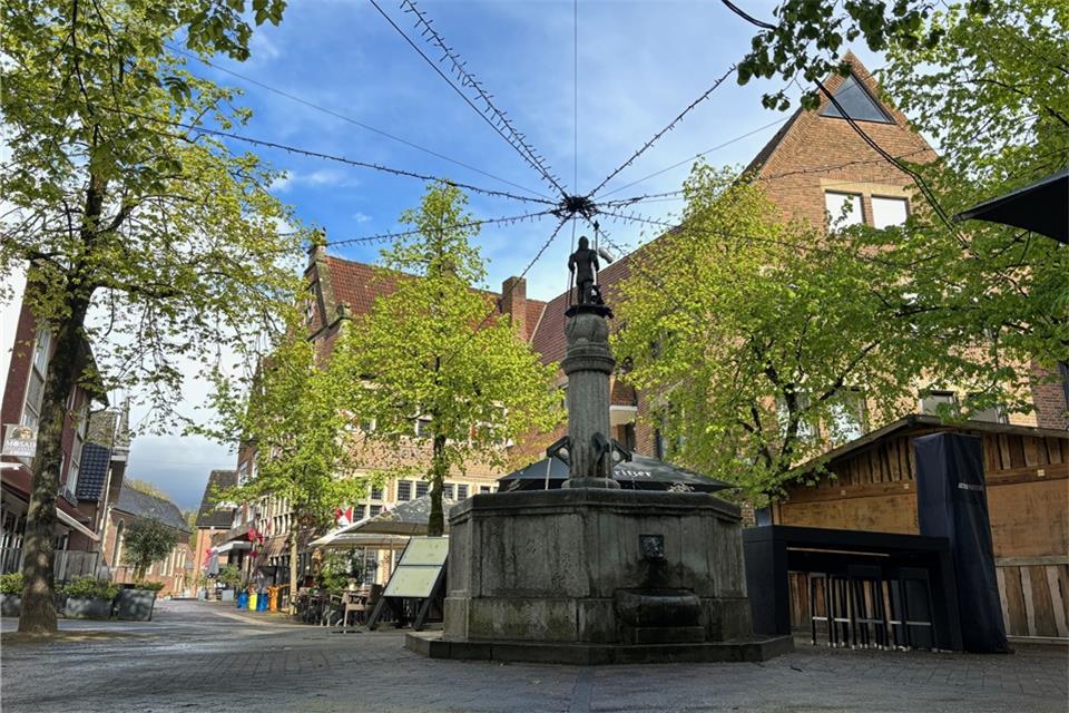 Politik ist bei Beach-Plänen am Kornmarkt skeptisch Der Kornmarkt mit dem markanten Brunnen ist in der Diskussion.