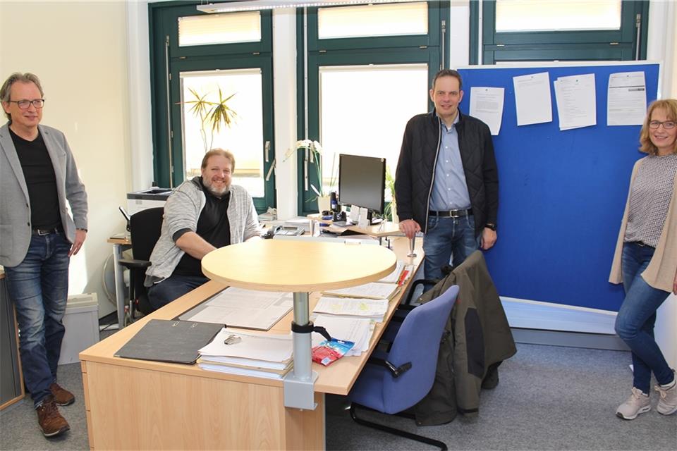 Der Krisenstab: (v.l.): Markus Büsken, Michael Mels, Bürgermeister Andreas Grotendorst und Stefanie Bahde.