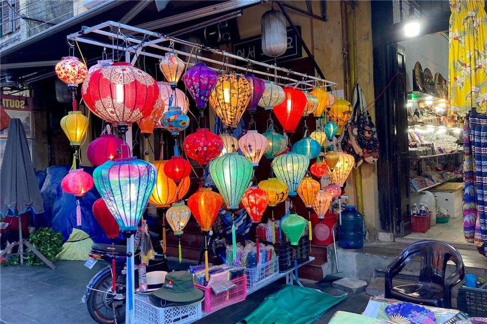 Der Küstenort Hoi An ist wegen seiner Lampions weltberühmt. Carola Frentzen/dpa-tmn