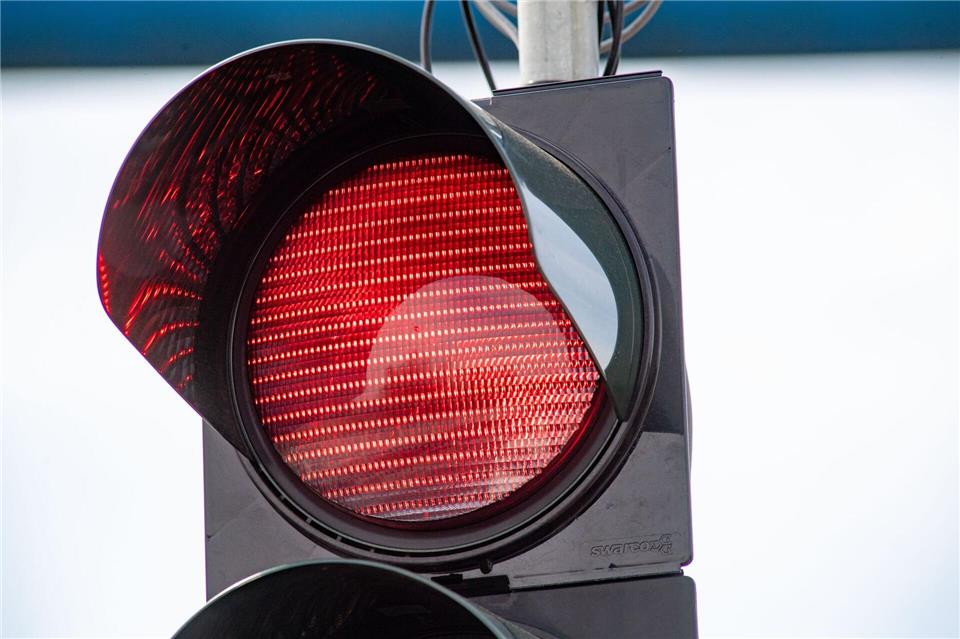 Der Landesbetrieb Straßen.NRW geht davon aus, dass elf der zu überwachenden Tunnel streikbedingt zeitweise geschlossen sind. (Symbolbild) Stefan Sauer/dpa