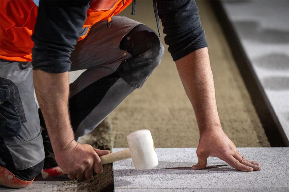 Der Landesmindestlohn in Berlin soll zum kommenden Jahr steigen. (Symbolbild)Monika Skolimowska/dpa