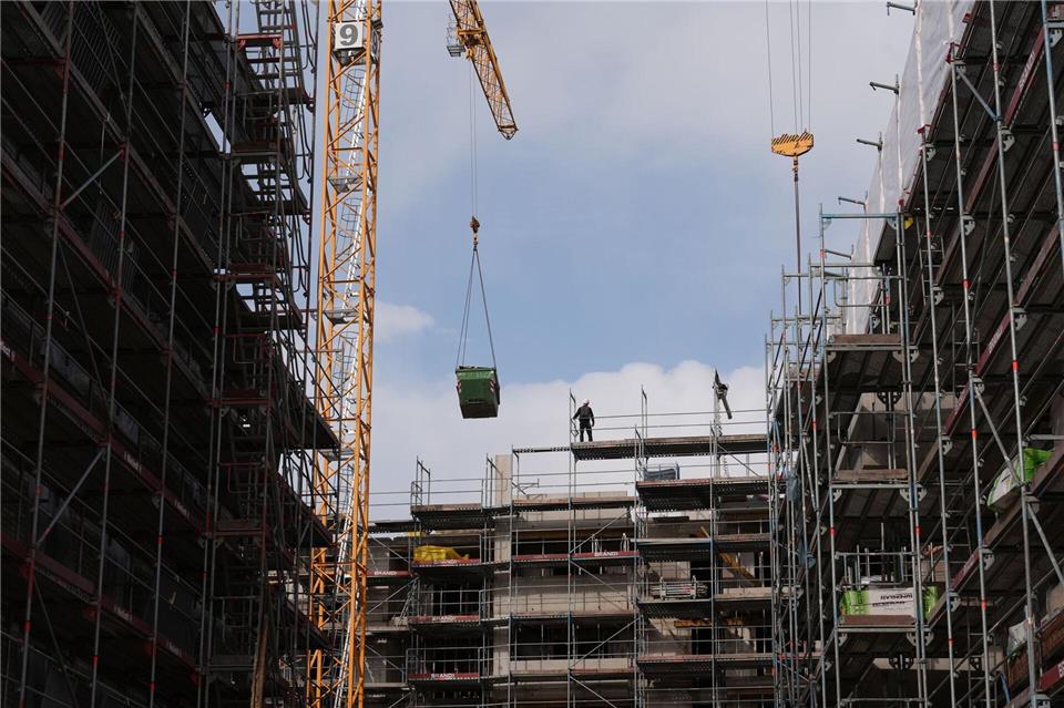 Der Landesverband Nord des Bundesverbands Freier Immobilien- und Wohnungsunternehmen sieht beim Wohnungsbau nach Jahren der Krise wieder Licht am Ende des Tunnels.Marcus Brandt/dpa