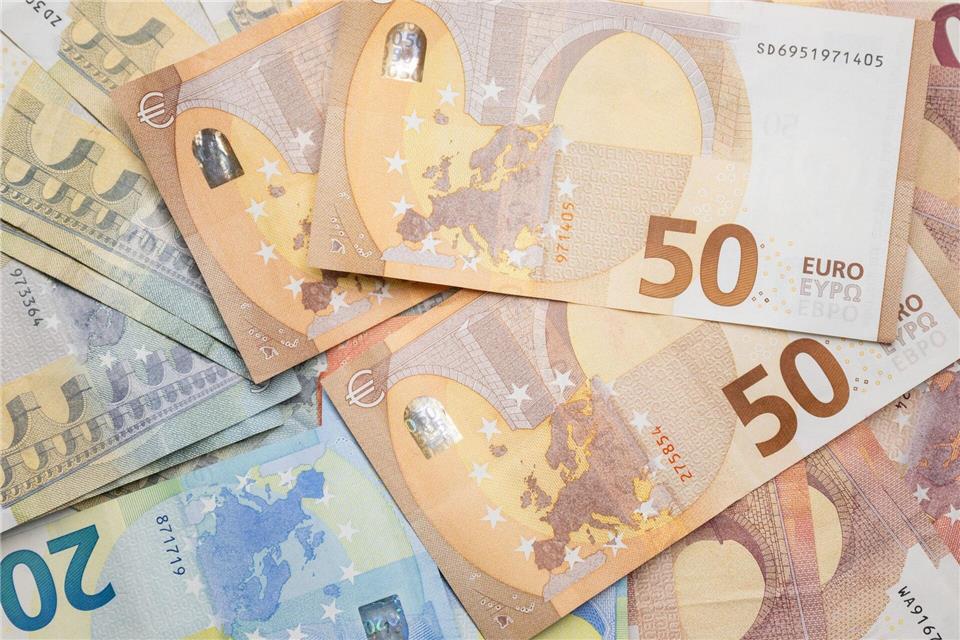 Der Landeswohlfahrtsverband Hessen plant im kommenden Jahr mit deutlich höheren Ausgaben. (Symbolbild)Hannes P. Albert/dpa