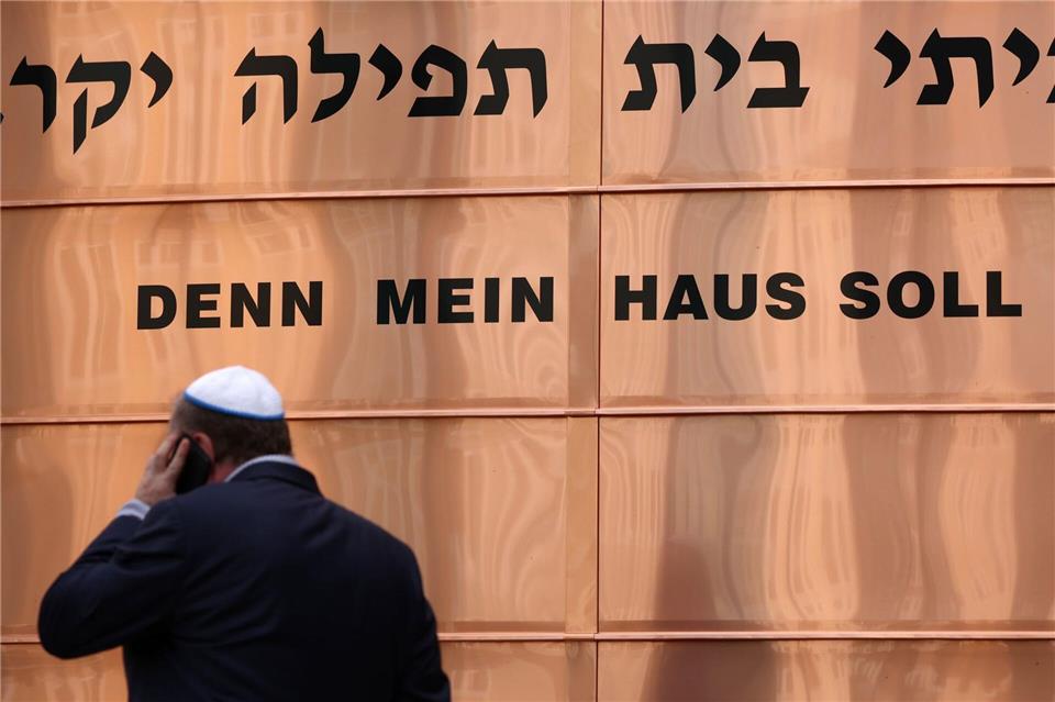 Der Landtag von Sachsen-Anhalt hat einen neuen Staatsvertrag mit der jüdischen Gemeinschaft beschlossen. (Symbolfoto)Jan Woitas/dpa