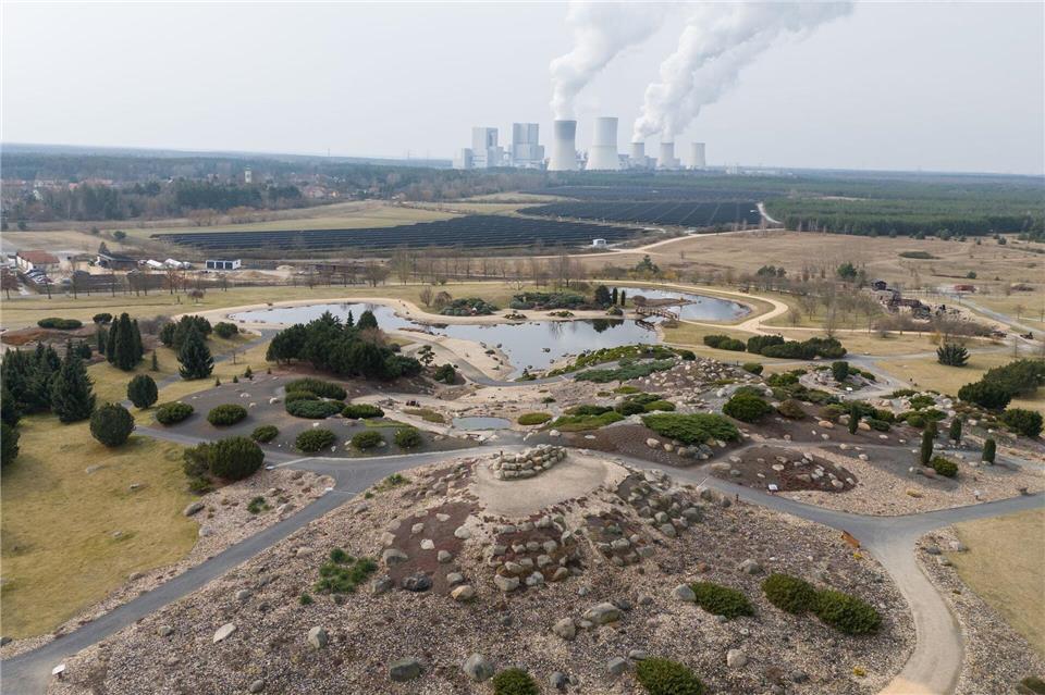 Der Lausitzer Findlingspark Nochten öffnet am Samstag (15. März) nach der Winterpause.Sebastian Kahnert/dpa