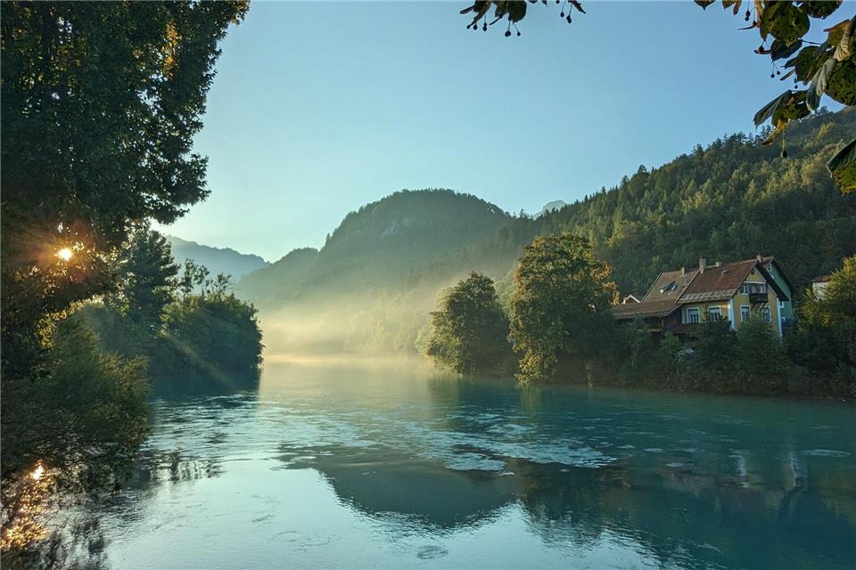 Der Lech - er gilt als einer der letzten verbliebenen Wildflüsse der nördlichen Alpen. Nadine Anné/Füssen Tourismus und Marketing/dpa-tmn