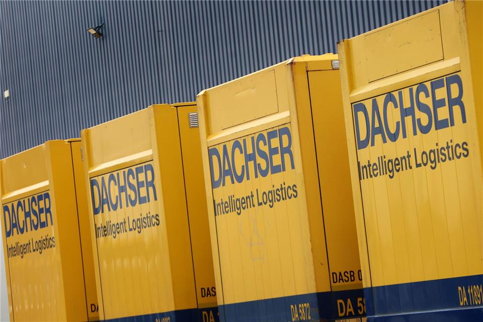 Der Logistikkonzern Dachser will die aktuelle Wirtschaftskrise für weitere Investitionen nutzen. (Archivfoto)Karl-Josef Hildenbrand/dpa