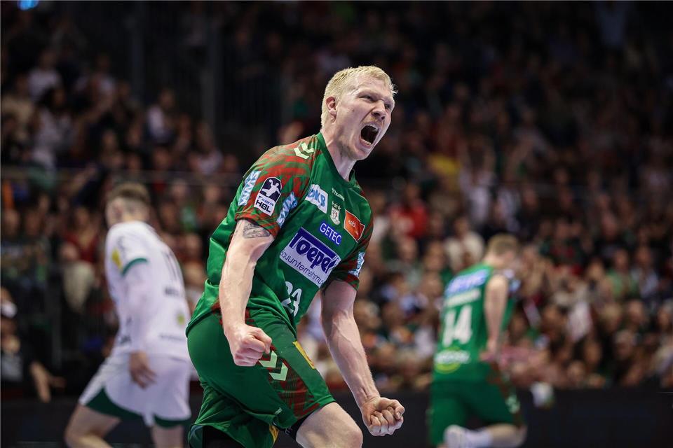 Der Magdeburger Magnus Saugstrup will mit seinem Team auch in Göppingen jubeln.Ronny Hartmann/dpa-Zentralbild/dpa