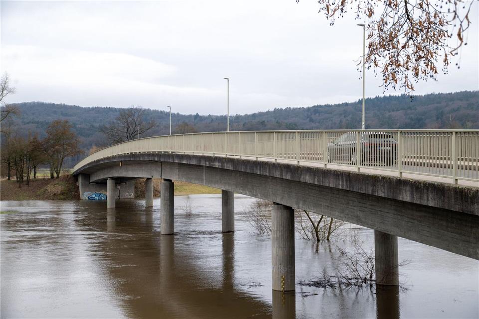 Der Main bei Bamberg führt Hochwasser.Pia Bayer/dpa