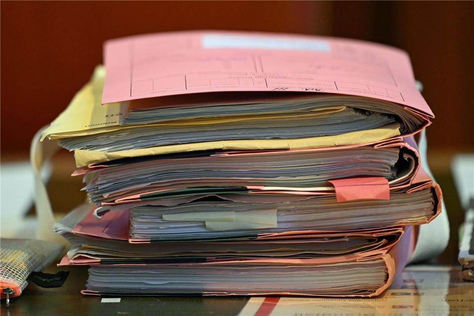 Der Mann baute ein massives Lügengeflecht auf, um seine damalige Familie zu kontrollieren, zu isolieren und zu quälen. Shireen Broszies/dpa