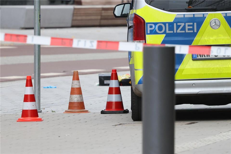 Polizei schießt in Düsseldorfer Zentrum auf Mann mit Waffe Der Mann kam ins Krankenhaus.David Young/dpa