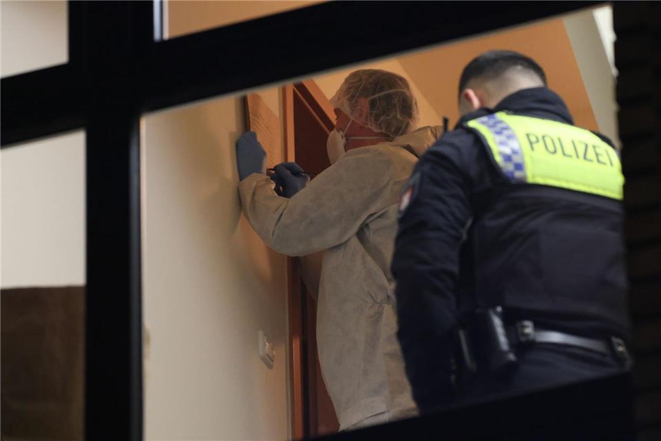 Der Mann wurde allem Anschein nach Opfer einer Gewalttat.Georg Wendt/dpa