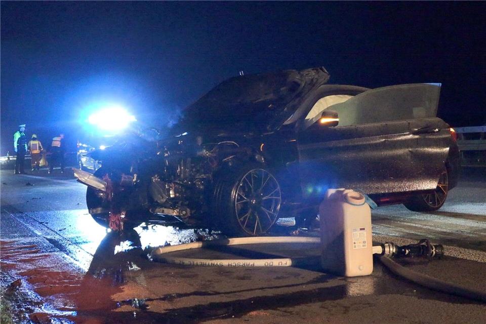 Der Mann wurde bei der Kollision leicht verletzt, das Auto war nicht mehr fahrtüchtig.Justin Brosch/dpa