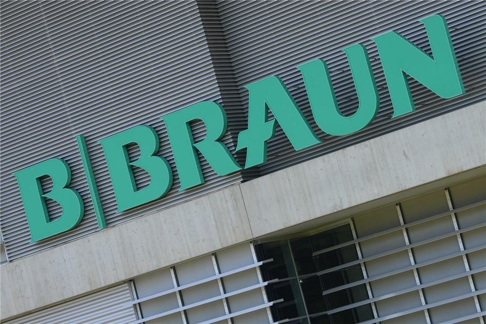 Der Medizintechnik-Hersteller B. Braun setzt auf moderne Produktion und digitale Logistik. (Archivbild)Uwe Zucchi/dpa