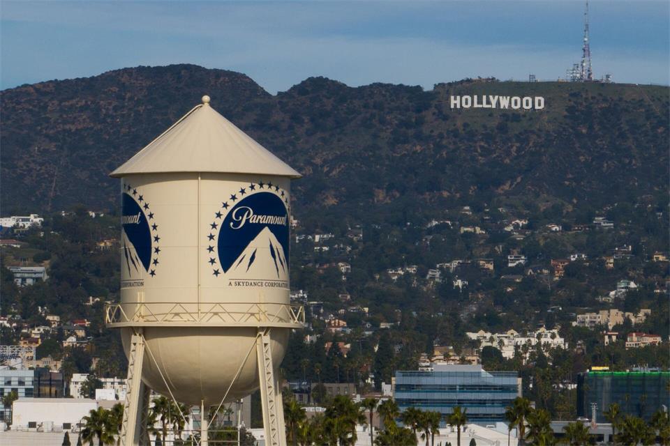 Der Megadeal krempelt Hollywood um. (Archivbild)Jae C. Hong/AP/dpa