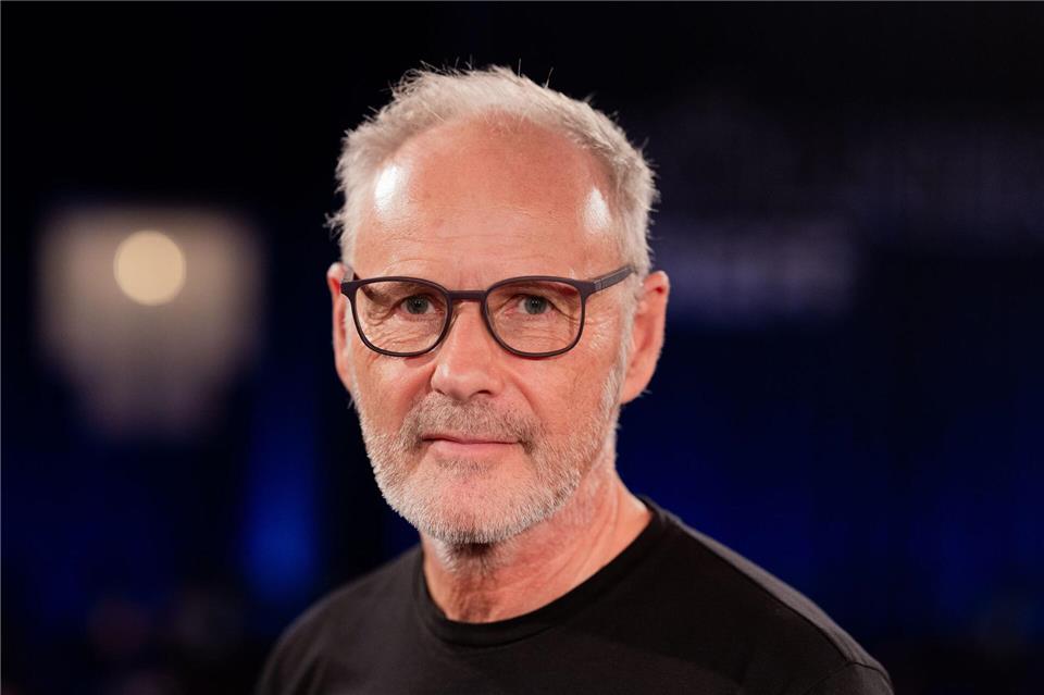 Der Moderator Reinhold Beckmann hat eine neue Bleibe gefunden.  (Archivbild)Rolf Vennenbernd/dpa