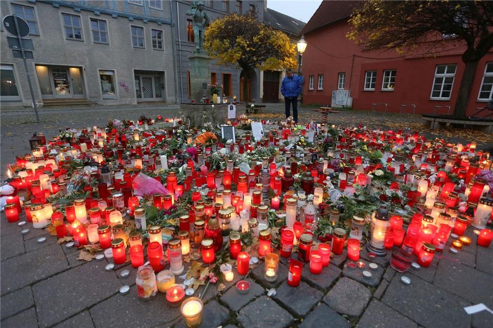 Der Mord an der 14-jährigen Josefine hatte in Aschersleben zu einer großen Anteilnahme geführt. (Archivbild)Matthias Bein/dpa-Zentralbild/dpa