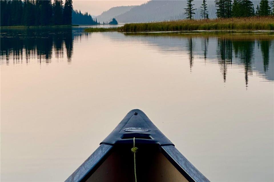 Der Netson Lake, spiegelglatt – Zen pur.Ole Helmhausen/dpa-tmn