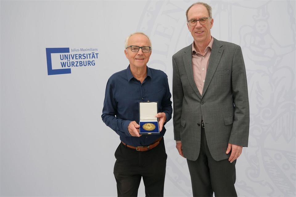 Der Nobelpreis für Medizin geht in diesem Jahr unter anderem an Georg Nagel.Robert Emmerich/Universität Würzburg /dpa