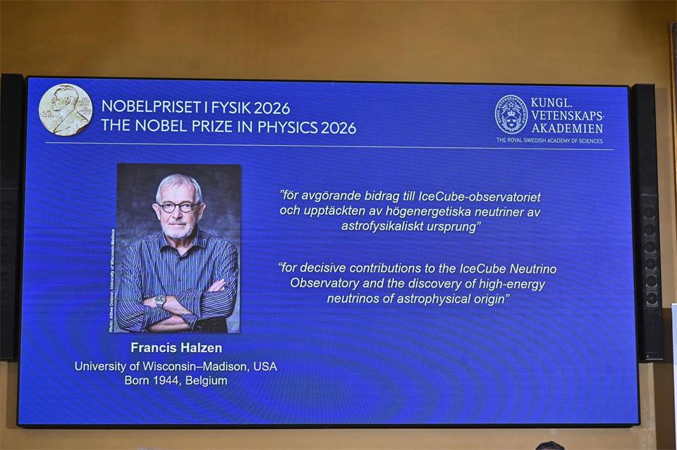 Der Nobelpreis für Physik geht in diesem Jahr an den belgisch-amerikanischen Teilchenforscher Francis Halzen.Christine Olsson/TT News Agency/dpa