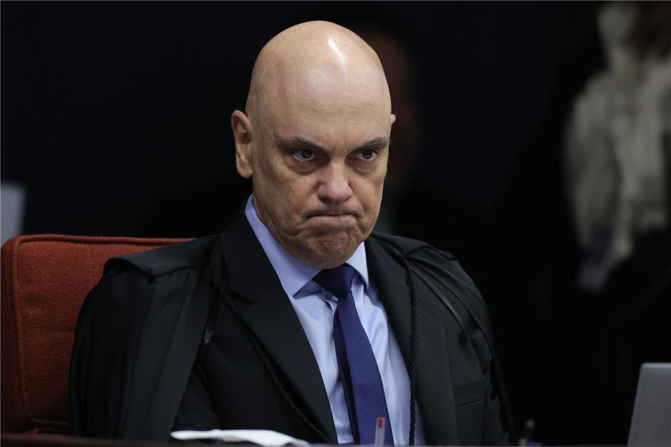 Brasilien: Bolsonaro zu mehr als 27 Jahren Haft verurteilt Der Oberste Richter Moraes stimmt für eine Verurteilung Bolsonaros. (Archivbild)Fabio Rodrigues-Pozzebom/Agencia Brazil/dpa