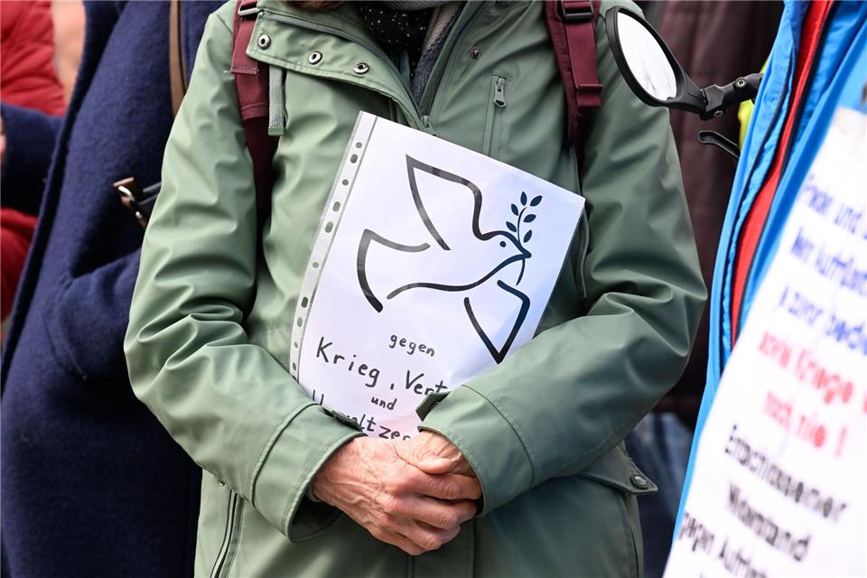 Der Ostermarsch Rhein-Ruhr ist der größte in NRW.Roberto Pfeil/dpa