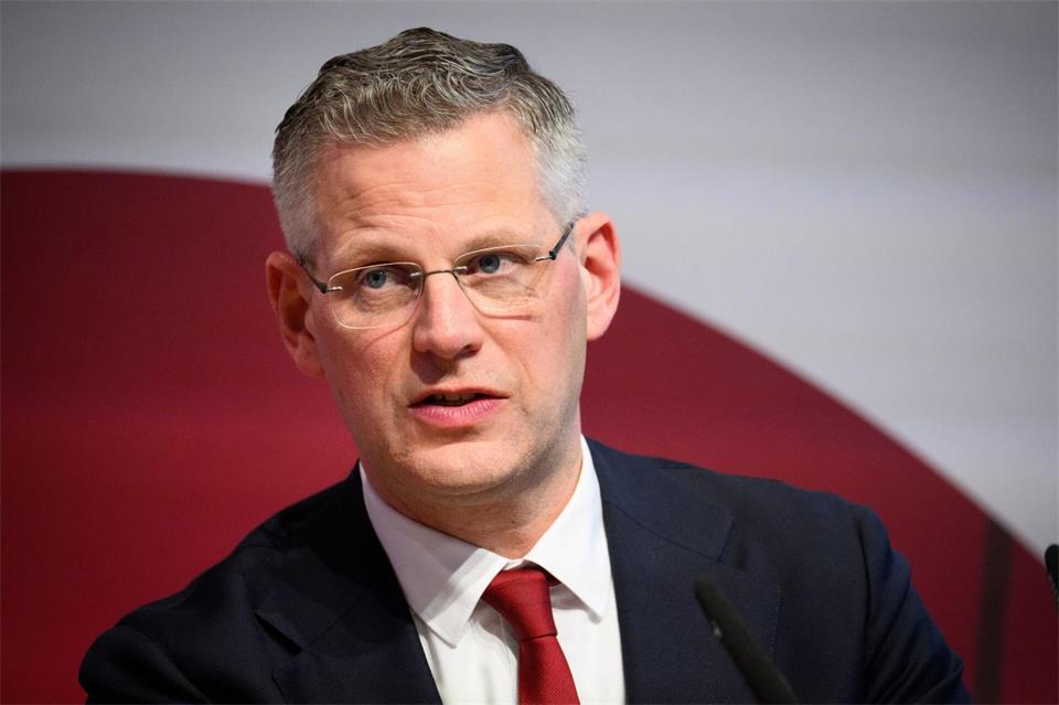 Der Parlamentarische Staatssekretär im Bundesinnenministerium, Christoph de Vries, kritisiert BSW und AfD scharf. (Archivbild)Bernd von Jutrczenka/dpa