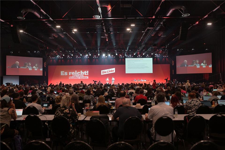 Der Parteitag der Linken entschied sich für einen Gehaltsdeckel für Abgeordnete.Michael Bahlo/dpa